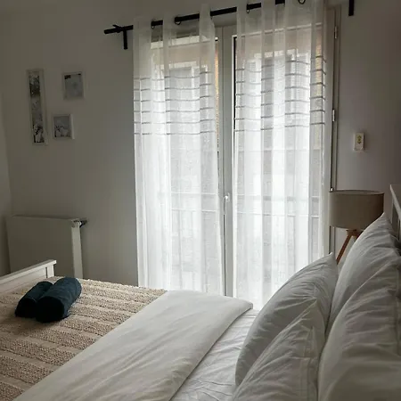 Apartment La Orquidea - Sleeps 2 To 4 - 3 Aix-les-Bains