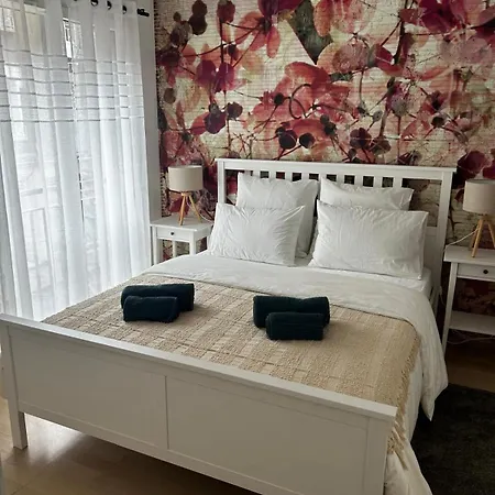 Апартаменты La Orquidea - Sleeps 2 To 4 - 3 *